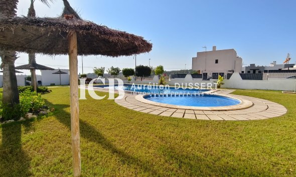 Resale - Townhouse -
San Miguel de Salinas