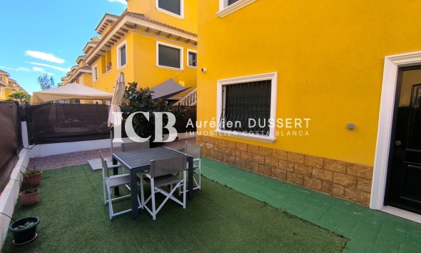 Revente - Maison mitoyenne -
Ciudad Quesada
