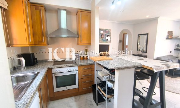 Resale - Apartment / flat -
Algorfa