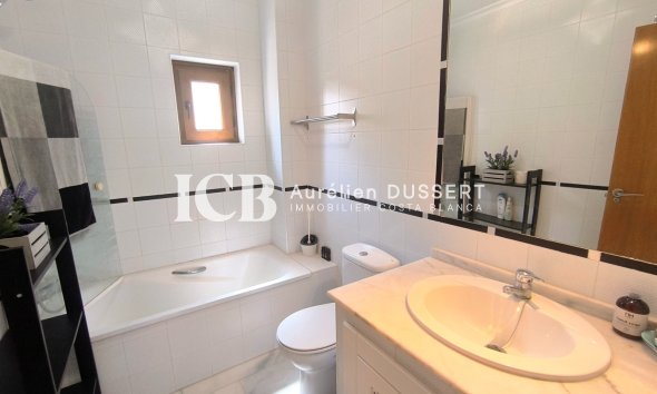 Resale - Apartment / flat -
Algorfa