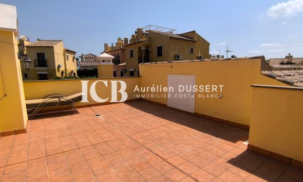 Resale - Apartment / flat -
Algorfa