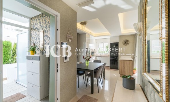 Reventa - Apartamento / piso -
Rojales - Centro de la Ciudad Quesada