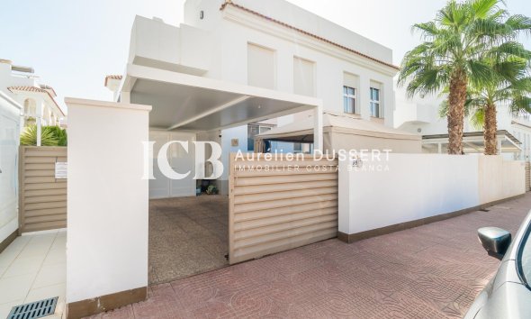 Reventa - Apartamento / piso -
Rojales - Centro de la Ciudad Quesada