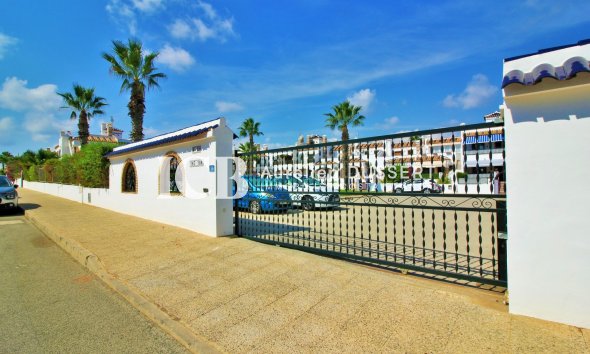 Revente - Appartement -
Orihuela Costa - Villamartín