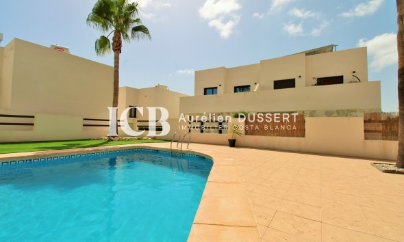 Revente - Maison mitoyenne -
Orihuela Costa - Villamartín