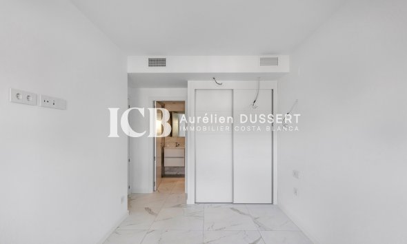 Revente - Appartement -
Punta Prima - Torrevieja