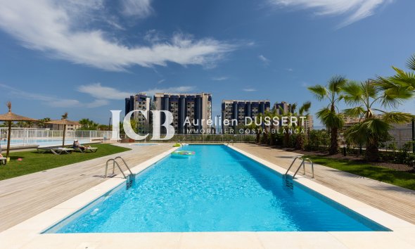 Revente - Appartement -
Punta Prima - Torrevieja