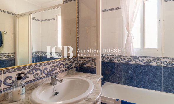 Revente - Maison mitoyenne -
Orihuela Costa - La Regia
