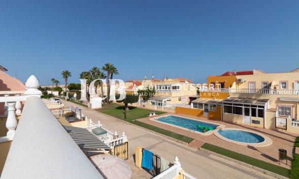 Revente - Maison mitoyenne -
Orihuela Costa - La Regia