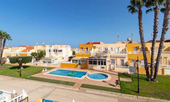 Revente - Maison mitoyenne -
Orihuela Costa - La Regia