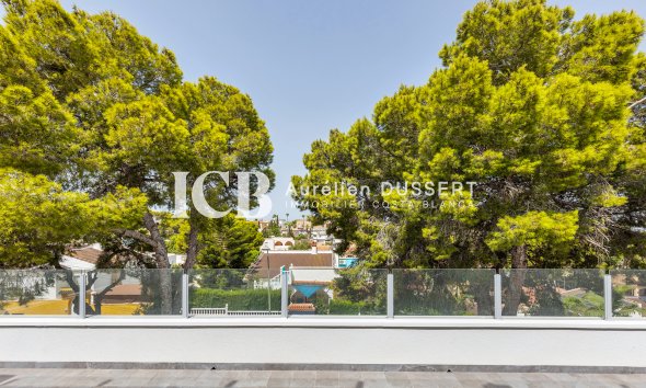 Revente - Villa -
Los Balcones - Torrevieja