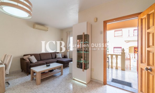 Revente - Maison mitoyenne -
Orihuela Costa - La Zenia