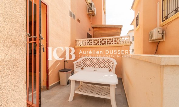 Revente - Maison mitoyenne -
Orihuela Costa - La Zenia