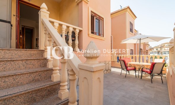 Revente - Maison mitoyenne -
Orihuela Costa - La Zenia
