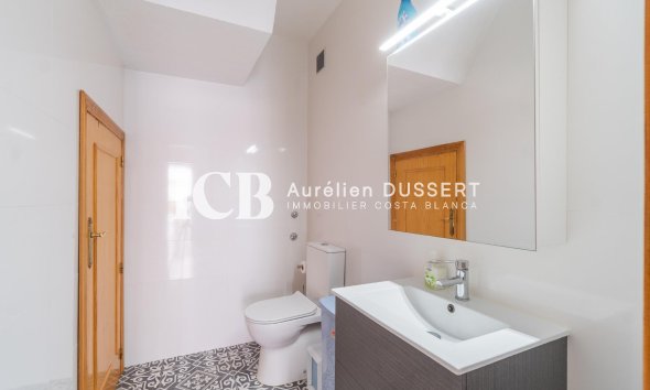 Revente - Maison mitoyenne -
Orihuela Costa - La Zenia