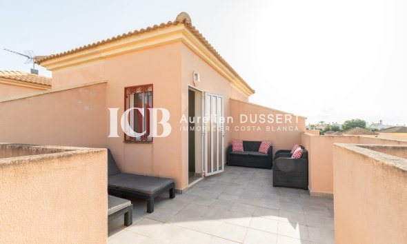 Revente - Maison mitoyenne -
Orihuela Costa - La Zenia