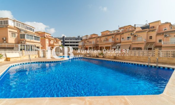 Revente - Maison mitoyenne -
Orihuela Costa - La Zenia