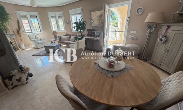 Revente - Maison individuelle -
Ciudad Quesada - Lo Pepin