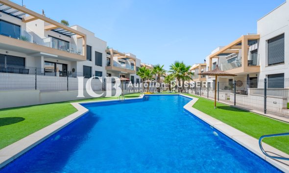 Revente - Appartement -
Orihuela Costa - Villamartín