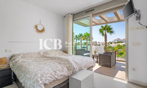 Revente - Villa -
Orihuela Costa - Villamartín