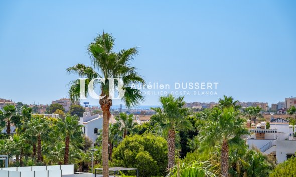 Revente - Villa -
Orihuela Costa - Villamartín