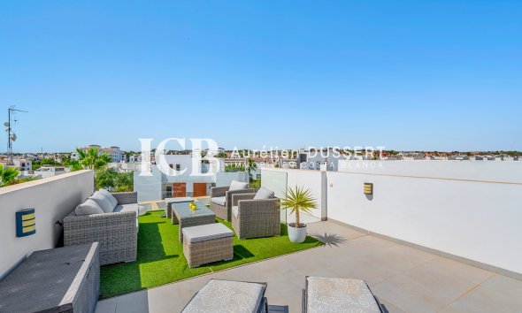 Revente - Villa -
Orihuela Costa - Villamartín