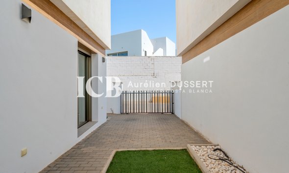 Revente - Villa -
Orihuela Costa - Villamartín