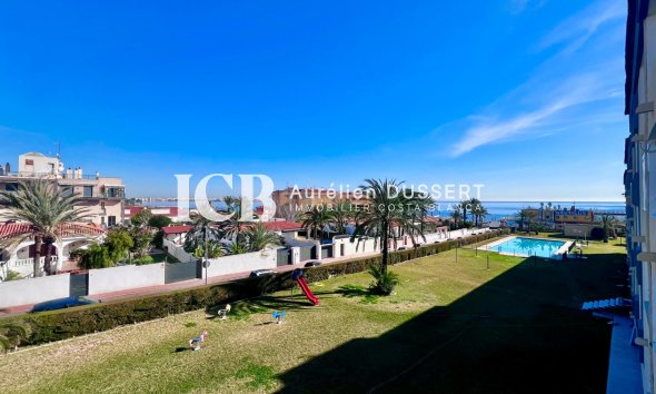 Revente - Appartement -
Punta Prima - Torrevieja