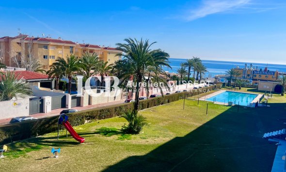 Revente - Appartement -
Punta Prima - Torrevieja