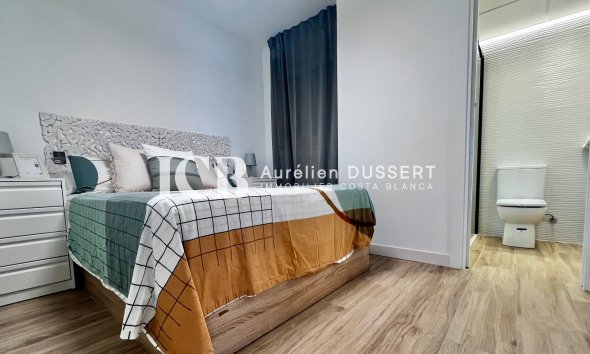 Revente - Appartement -
Punta Prima - Torrevieja