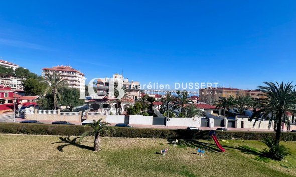 Revente - Appartement -
Punta Prima - Torrevieja