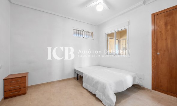 Revente - Appartement -
Orihuela Costa - Los Dolses