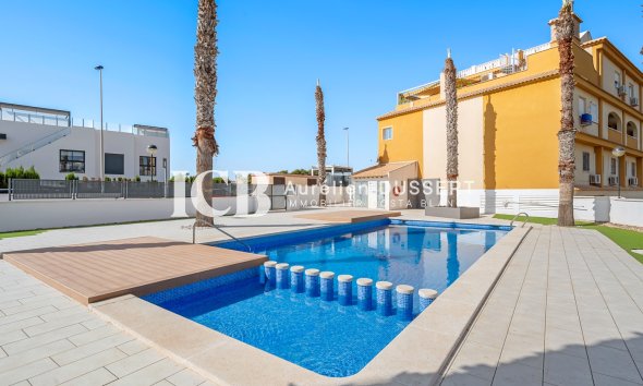 Revente - Appartement -
Orihuela Costa - Los Dolses