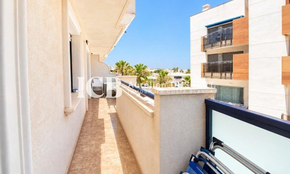 Revente - Appartement -
Orihuela Costa - La Regia