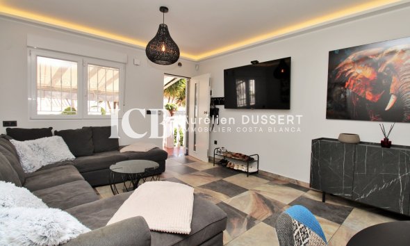 Revente - Maison individuelle -
Orihuela Costa - Villamartín