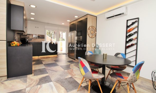 Revente - Maison individuelle -
Orihuela Costa - Villamartín