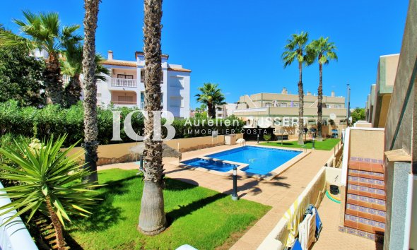 Revente - Maison individuelle -
Orihuela Costa - Villamartín