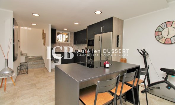 Revente - Maison individuelle -
Orihuela Costa - Villamartín