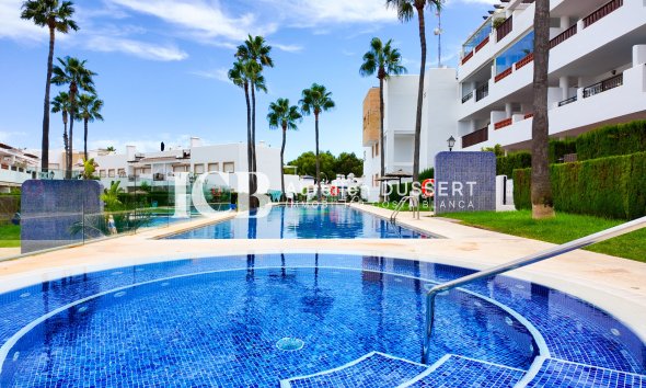 Revente - Appartement -
Orihuela Costa - Villamartín