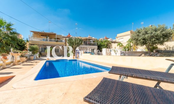 Revente - Maison individuelle -
Los Balcones - Torrevieja