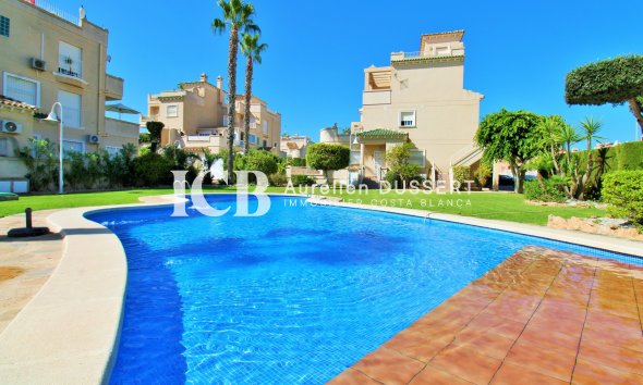 Revente - Appartement -
Orihuela Costa - Villamartín