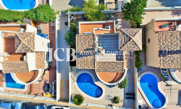 Revente - Maison individuelle -
Orihuela Costa - Villamartín