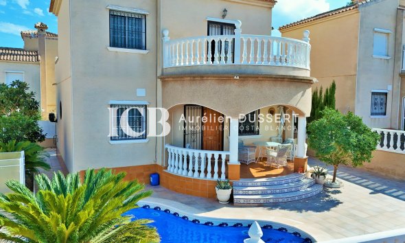 Revente - Maison individuelle -
Orihuela Costa - Villamartín