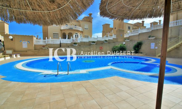 Revente - Maison individuelle -
Orihuela Costa - Villamartín