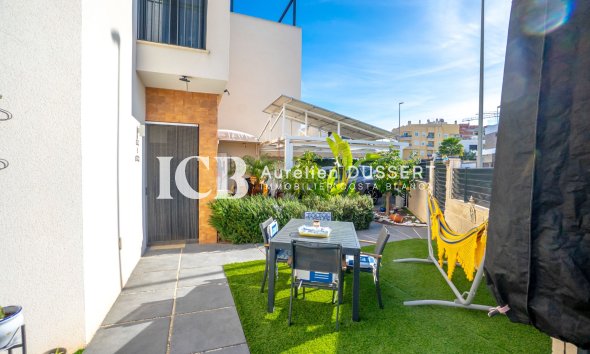 Resale - Villa -
Benijofar