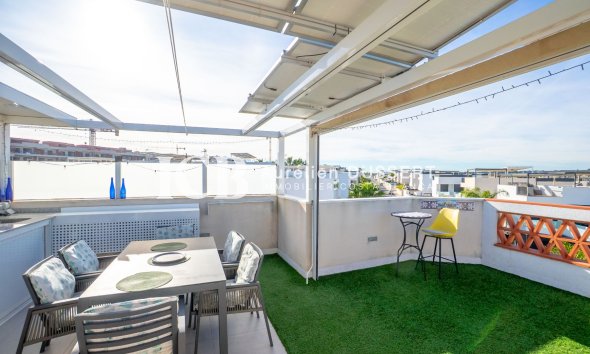 Resale - Villa -
Benijofar