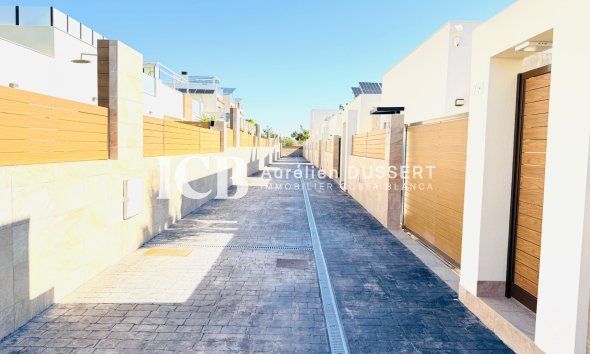 Revente - Maison mitoyenne -
Los Montesinos - La Herada