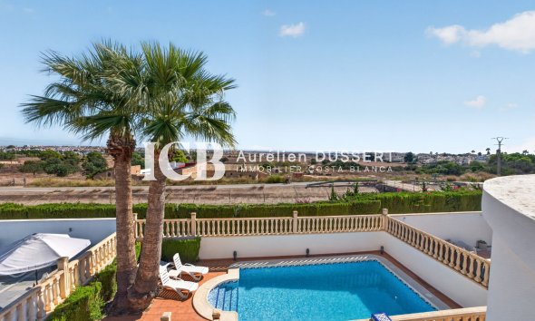 Revente - Maison mitoyenne -
Orihuela Costa - Villamartín