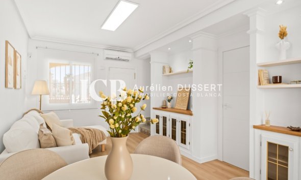 Revente - Maison mitoyenne -
Orihuela Costa - Las Filipinas