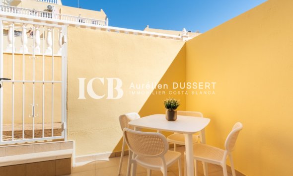 Revente - Maison mitoyenne -
Orihuela Costa - Las Filipinas